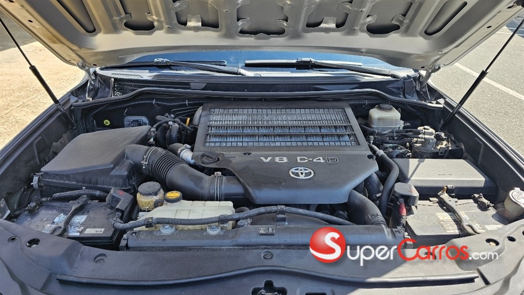 2009 Toyota Land Cruiser — foto 7 / 10