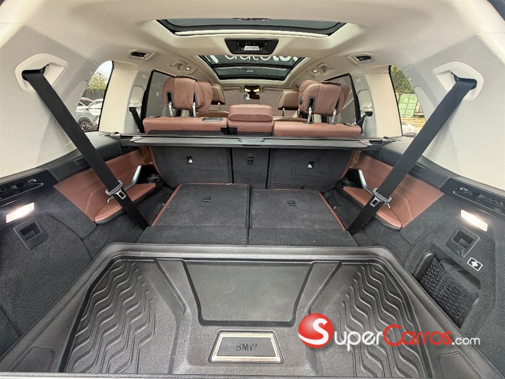 2022 BMW X 7 XDrive 30d — foto 9 / 11