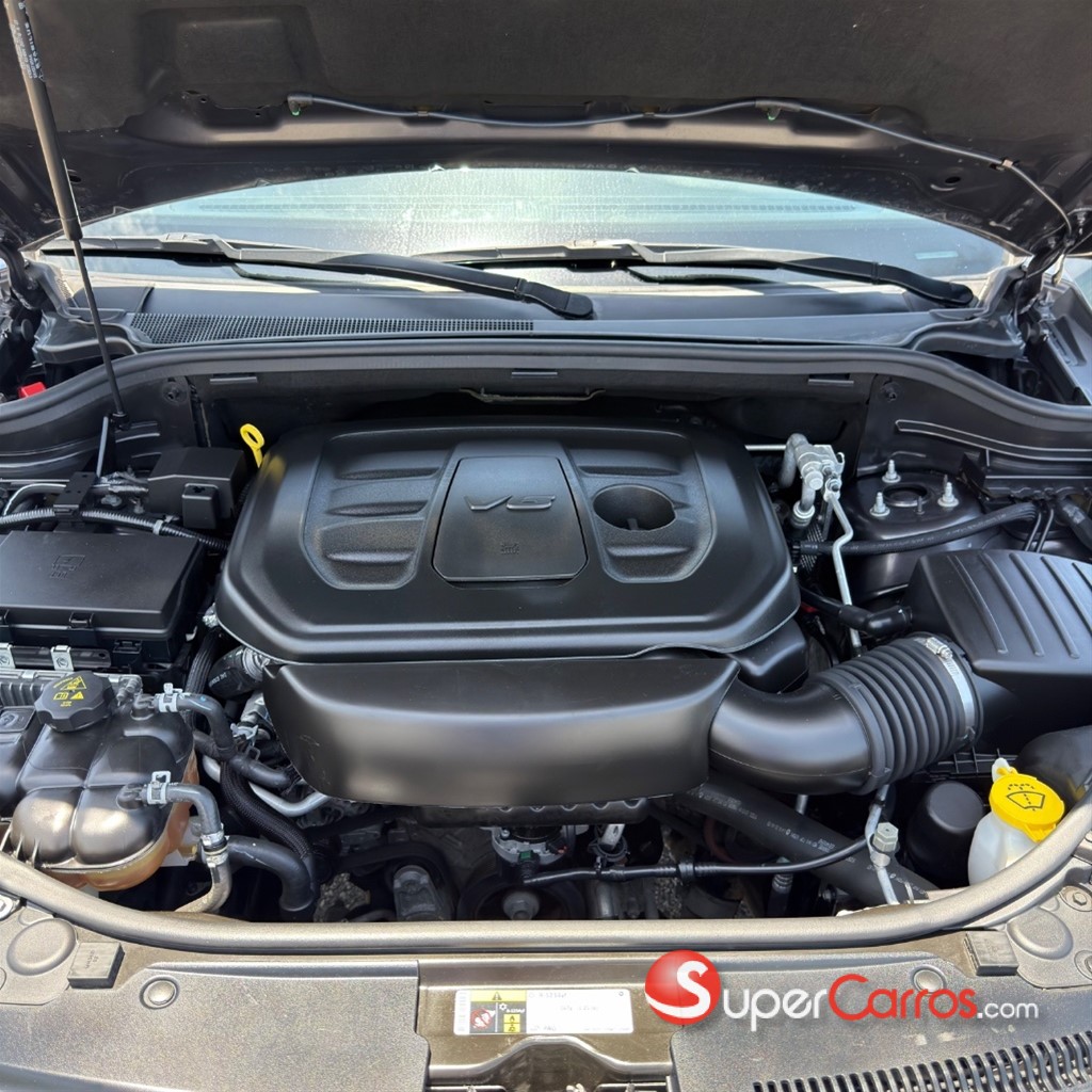 2020 Jeep Grand Cherokee Limited — foto 8 / 12