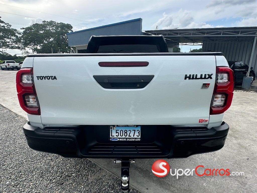 2024 Toyota Hilux GR Sport — foto 5 / 11