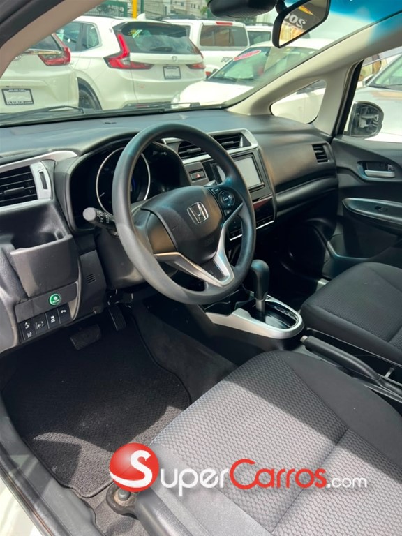 2020 Honda Fit — foto 11 / 12