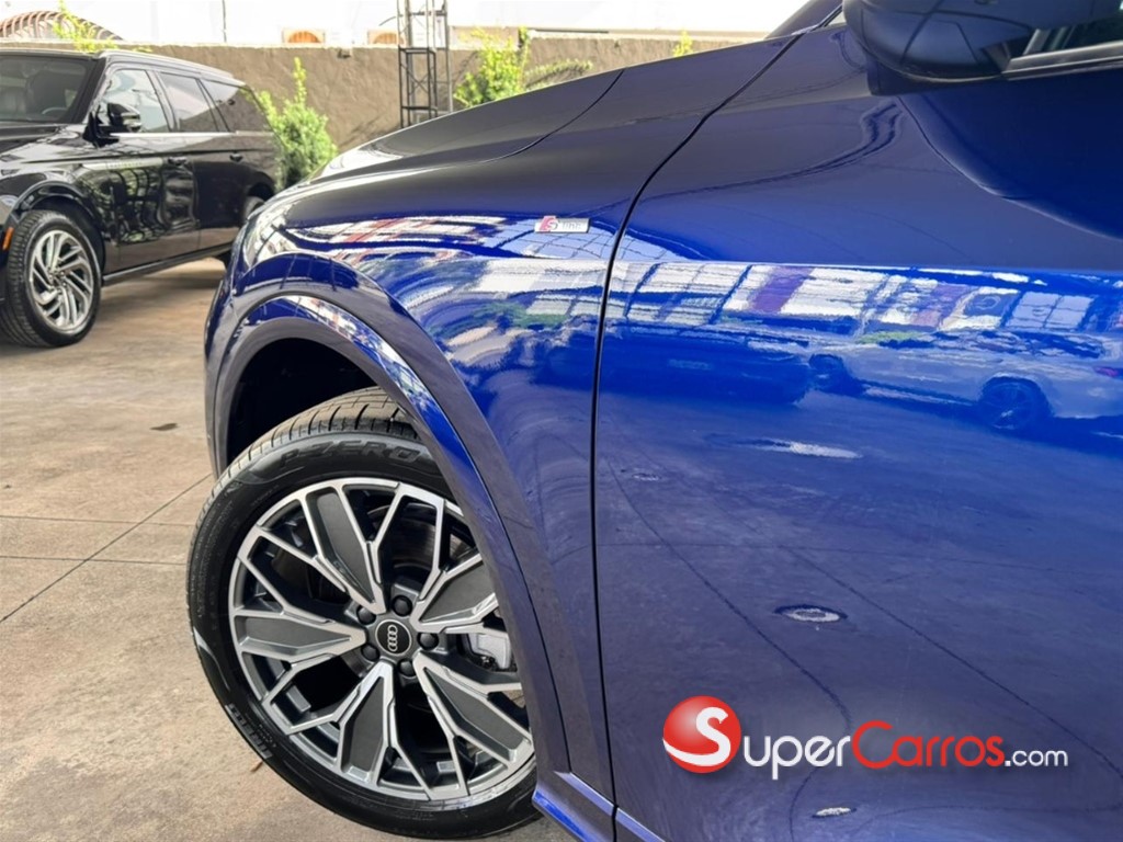 2025 Audi Q5 S-Line Sportback — foto 4 / 12