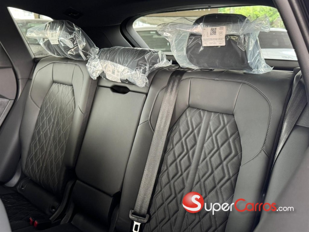 2025 Audi Q5 S-Line Sportback — foto 9 / 12