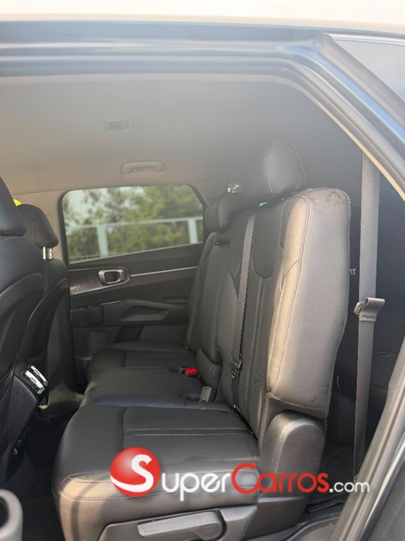 2021 Kia Sorento — foto 7 / 11