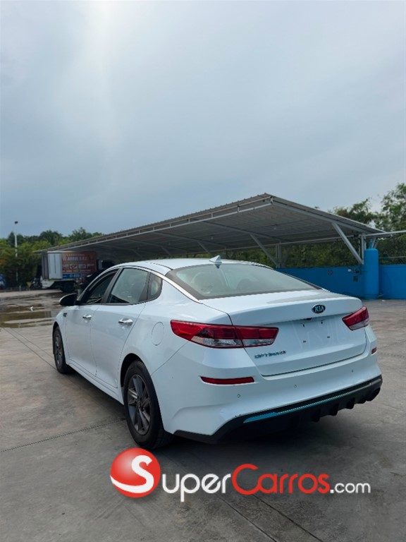 2020 Kia Optima — foto 3 / 8