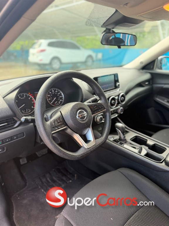 2022 Nissan Sentra — foto 9 / 10