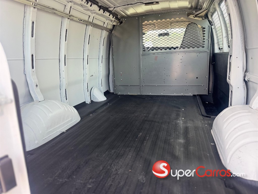 2020 Chevrolet Express — foto 7 / 12