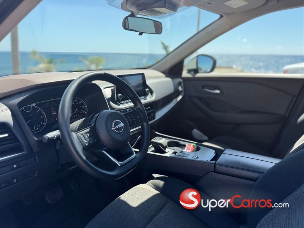 2023 Nissan Rogue SV — foto 6 / 10