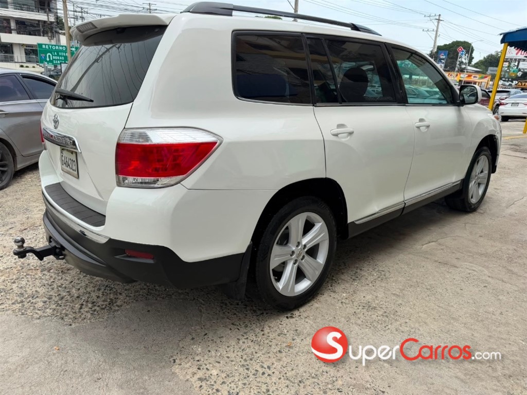 2013 Toyota Highlander — foto 11 / 12