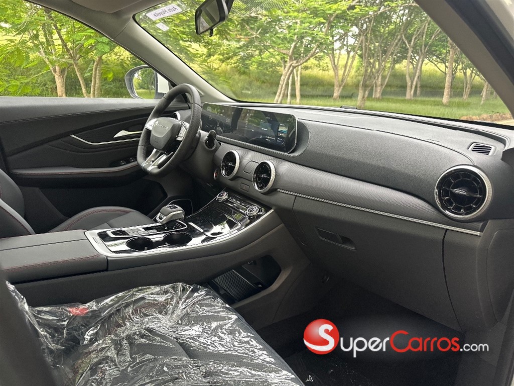 2027 Forthing EVO T5 — foto 9 / 12