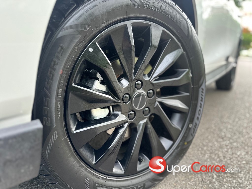 2027 Forthing EVO T5 — foto 10 / 12