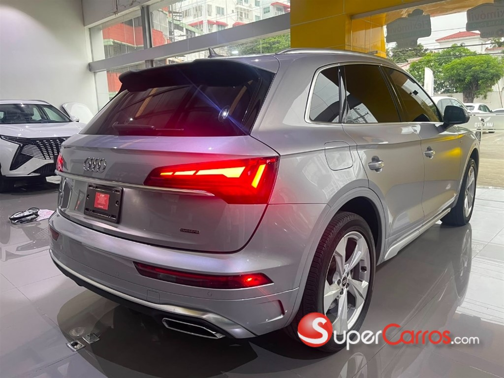 2022 Audi Q5 S-Line — foto 5 / 12