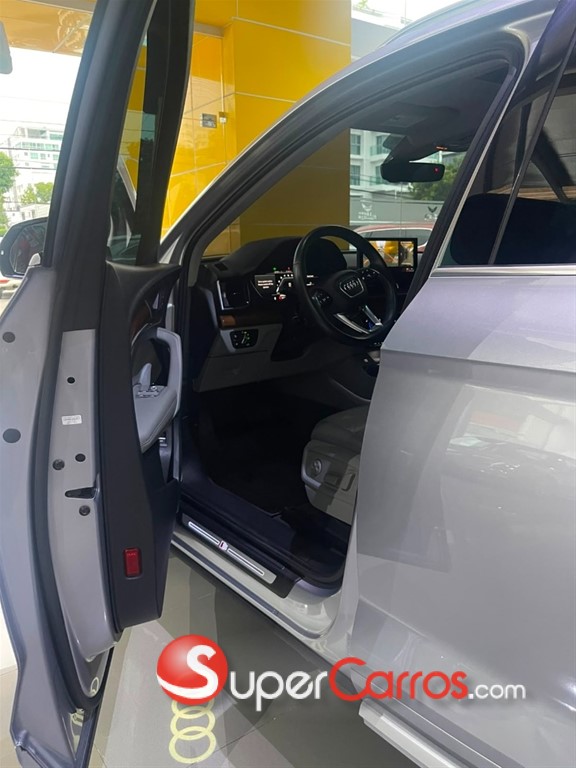 2022 Audi Q5 S-Line — foto 9 / 12