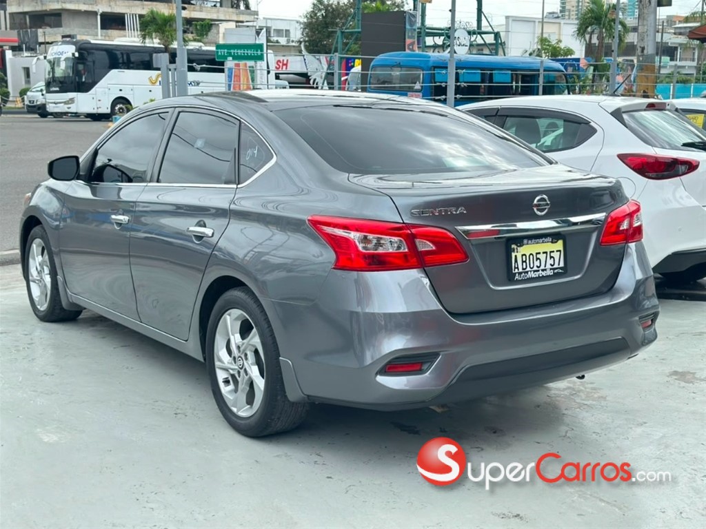 2019 Nissan Sentra SE — foto 2 / 6