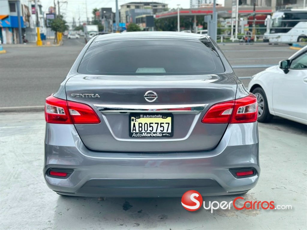 2019 Nissan Sentra SE — foto 6 / 6