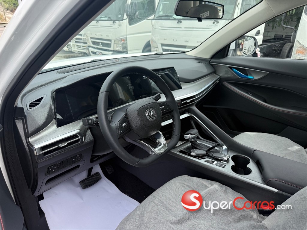 2027 Changan CS 35 Plus — foto 7 / 12