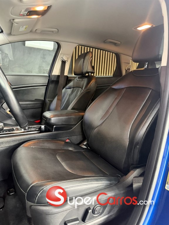 2023 Kia Sportage EX — foto 4 / 9