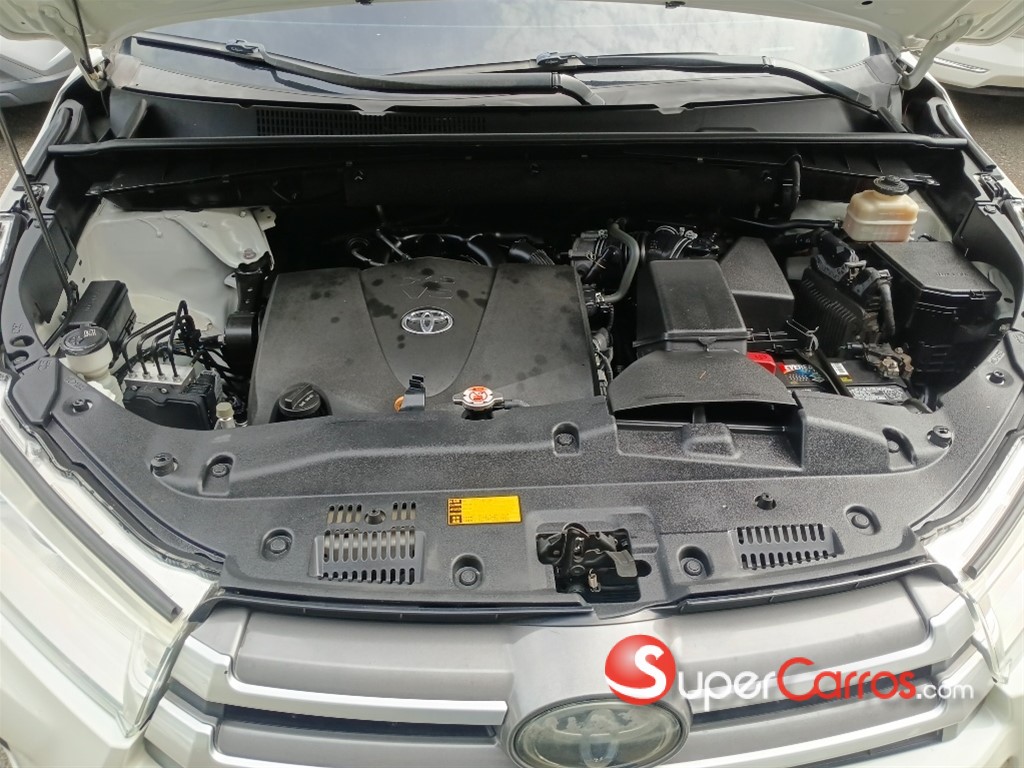 2018 Toyota Highlander XLE — foto 2 / 10