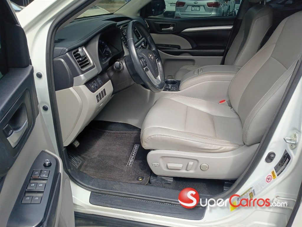 2018 Toyota Highlander XLE — foto 4 / 10