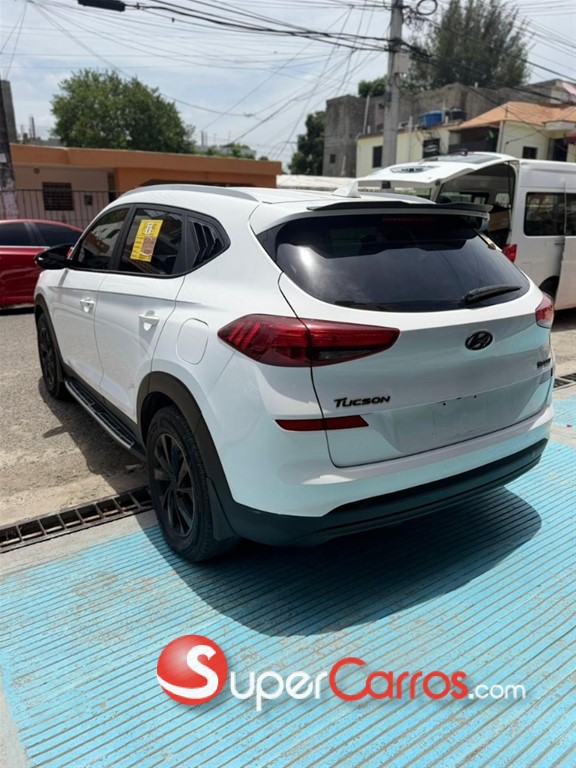 2021 Hyundai Tucson SE — foto 8 / 12