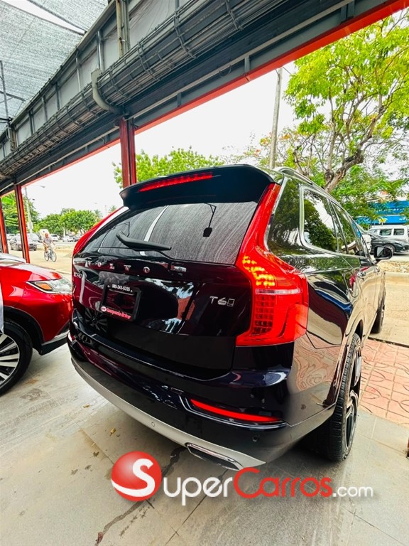 2017 Volvo XC90 Momentum T6 — foto 5 / 11