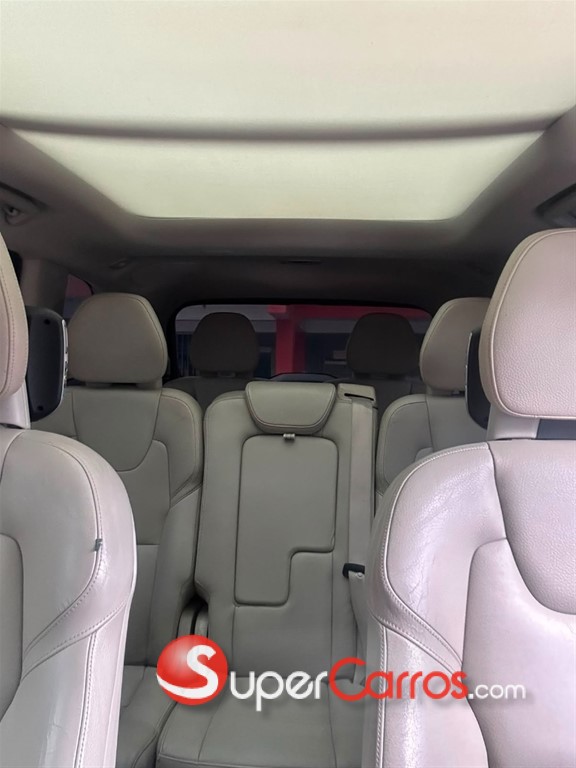 2017 Volvo XC90 Momentum T6 — foto 8 / 11