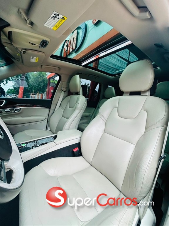 2017 Volvo XC90 Momentum T6 — foto 10 / 11