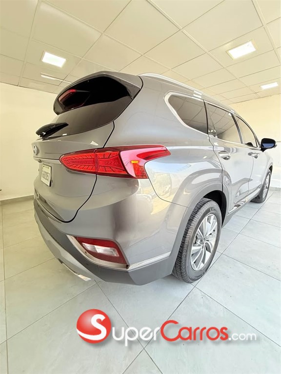 2020 Hyundai Santa Fe Limited — foto 5 / 9