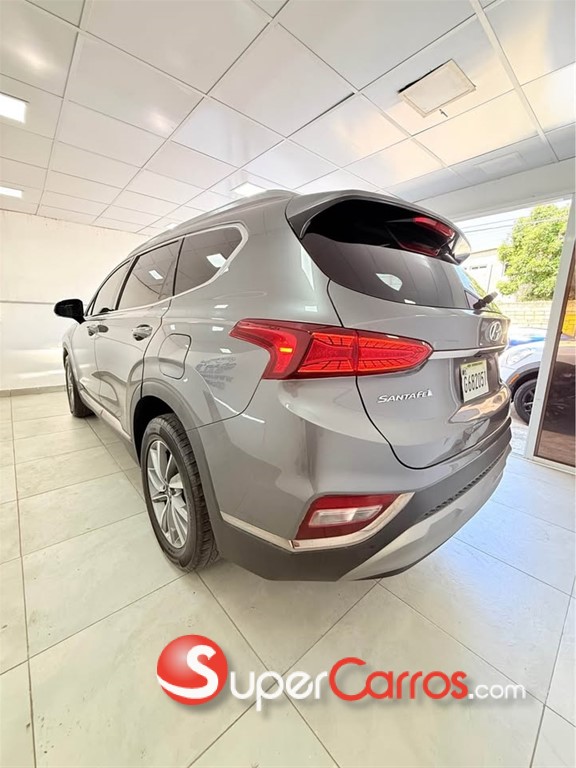 2020 Hyundai Santa Fe Limited — foto 6 / 9