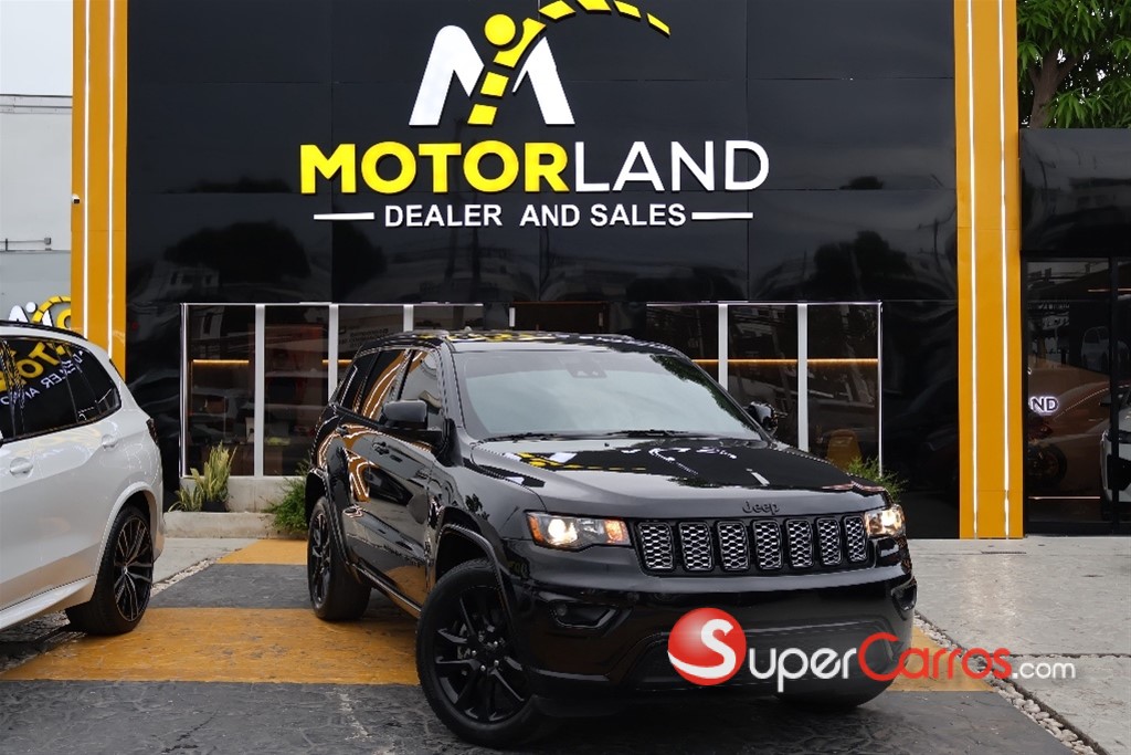 2021 Jeep Grand Cherokee Laredo — foto 2 / 11