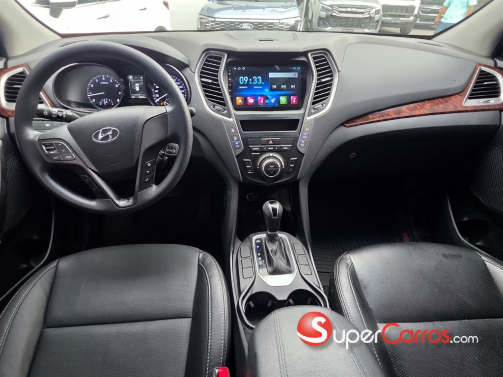 2017 Hyundai Santa Fe — foto 12 / 12