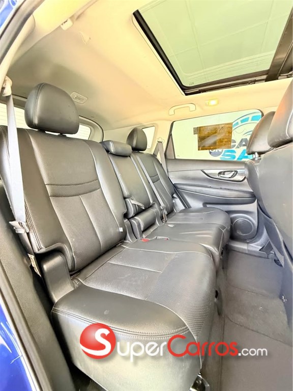 2020 Nissan Rogue SL — foto 4 / 10