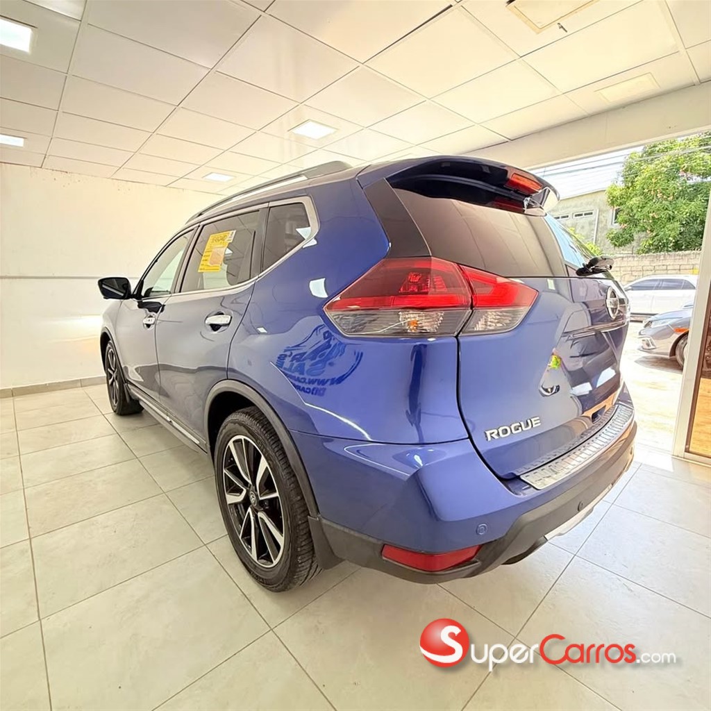 2020 Nissan Rogue SL — foto 8 / 10