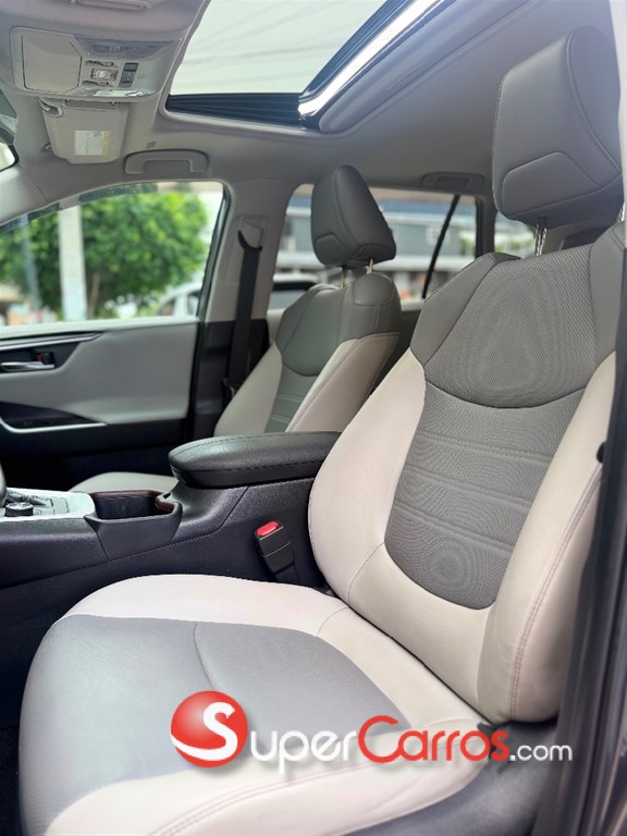2023 Toyota RAV4 Limited — foto 6 / 11