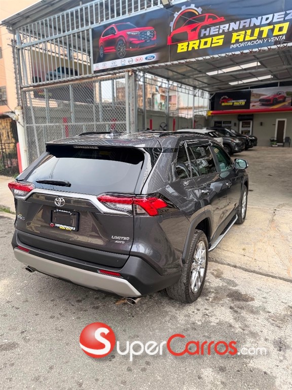 2023 Toyota RAV4 Limited — foto 10 / 11