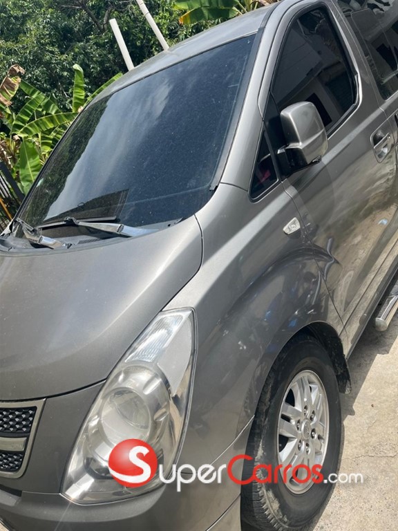 2016 Hyundai Grand Starex — foto 2 / 9