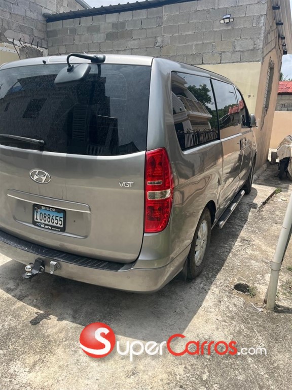 2016 Hyundai Grand Starex — foto 4 / 9