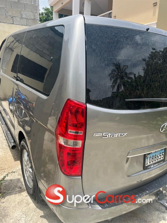 2016 Hyundai Grand Starex — foto 5 / 9