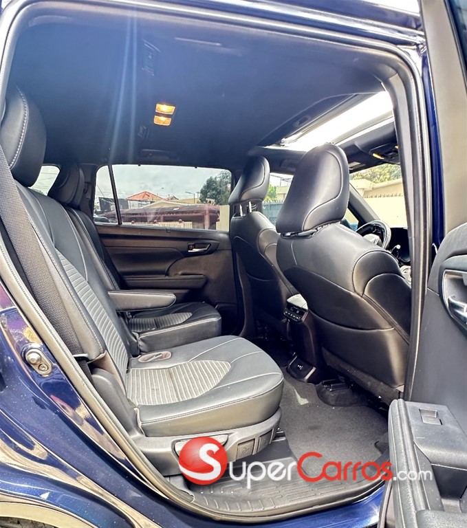 2021 Toyota Highlander XSE — foto 8 / 10