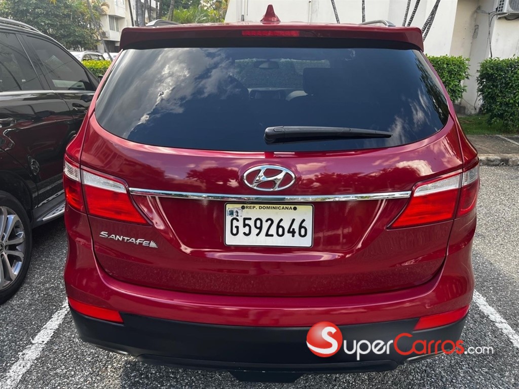 2016 Hyundai Santa Fe — foto 4 / 11