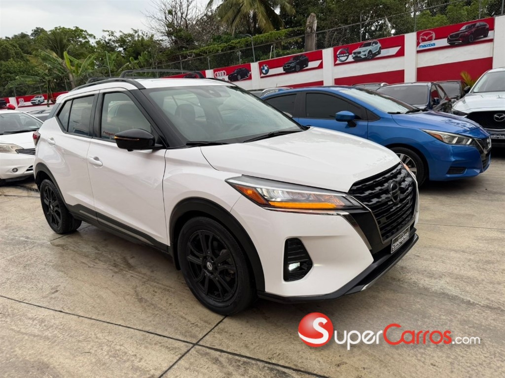 2020 Nissan Kicks SR — foto 3 / 9