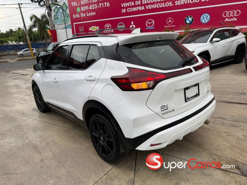 2020 Nissan Kicks SR — foto 6 / 9