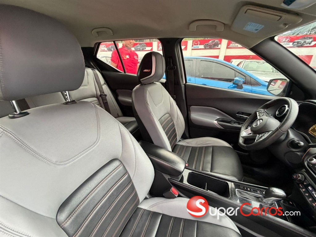 2020 Nissan Kicks SR — foto 8 / 9