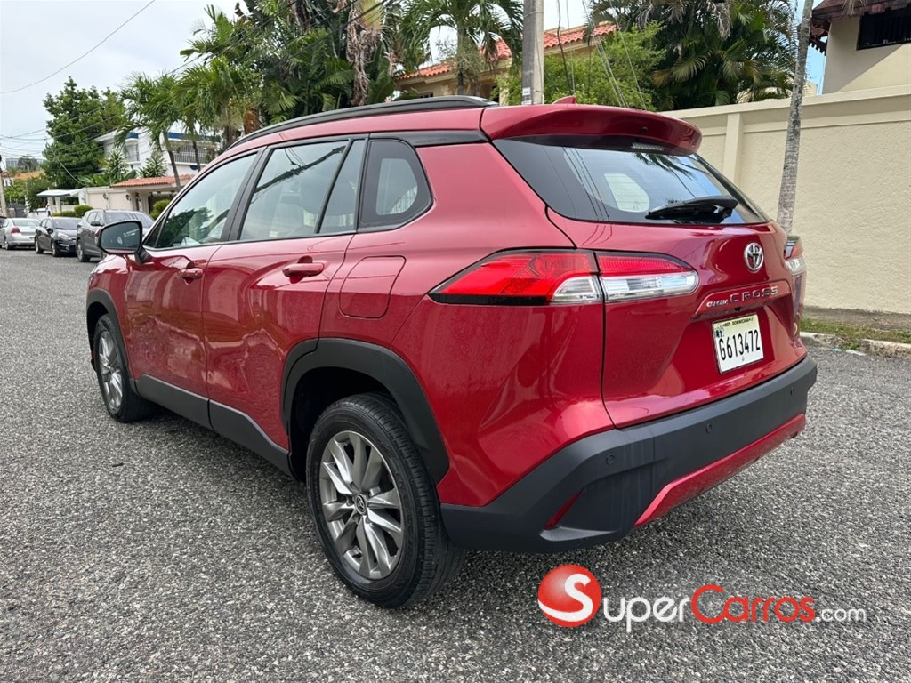 2023 Toyota Corolla Cross — foto 7 / 12
