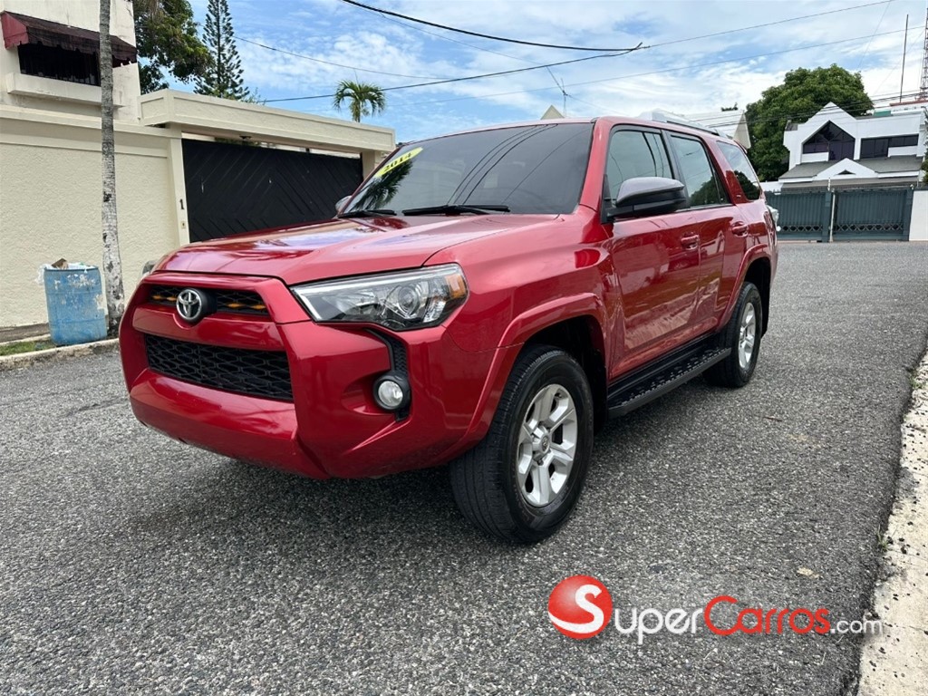 2014 Toyota 4 Runner SR5 — foto 2 / 12