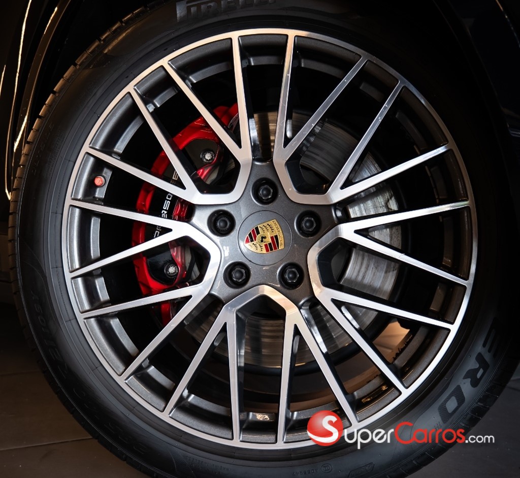2022 Porsche Cayenne Coupe S — foto 10 / 11