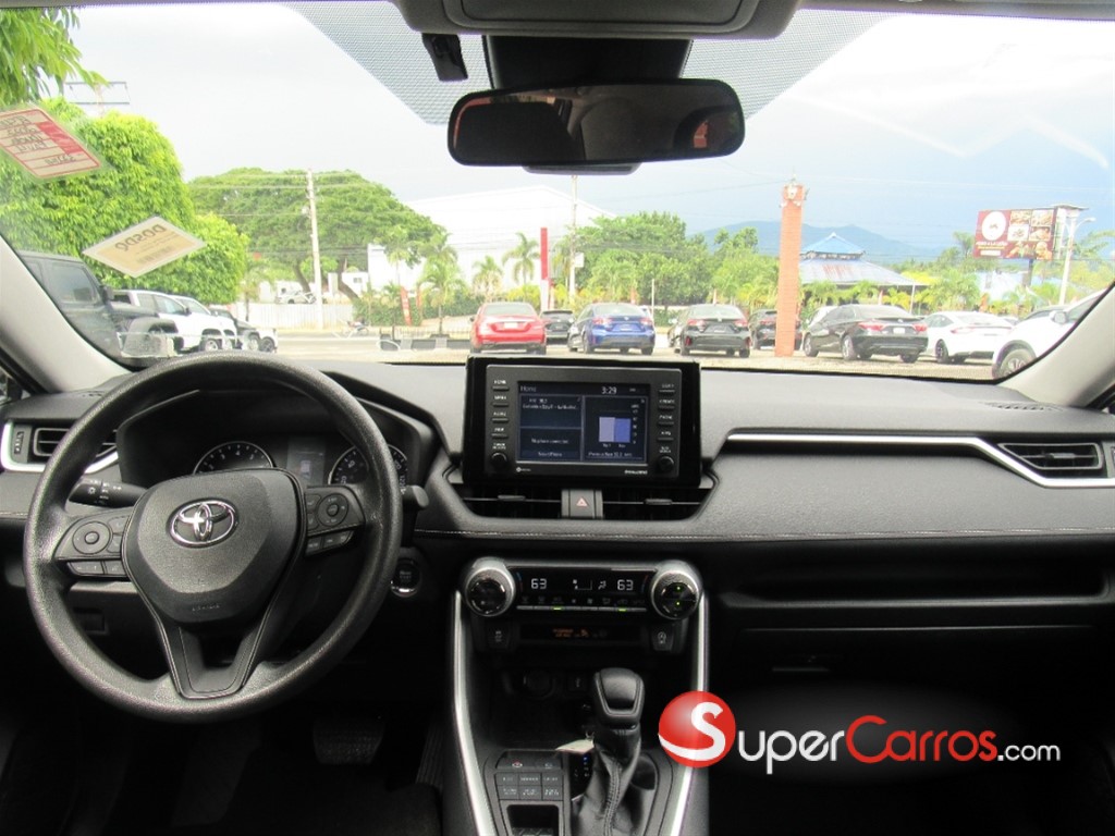2022 Toyota RAV4 XLE — foto 8 / 12