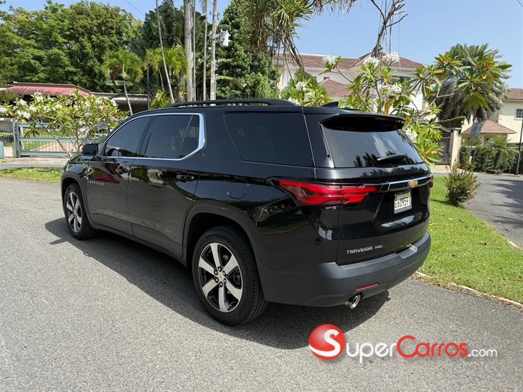 2022 Chevrolet Traverse LT — foto 3 / 10