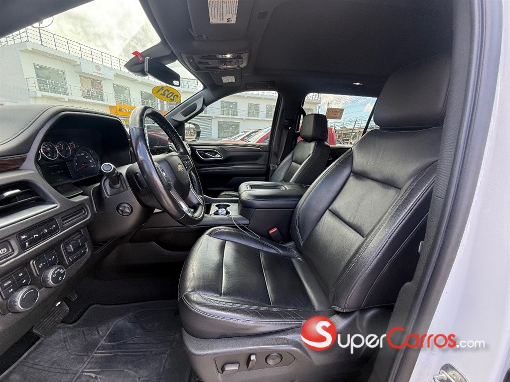 2021 Chevrolet Suburban LT — foto 6 / 10