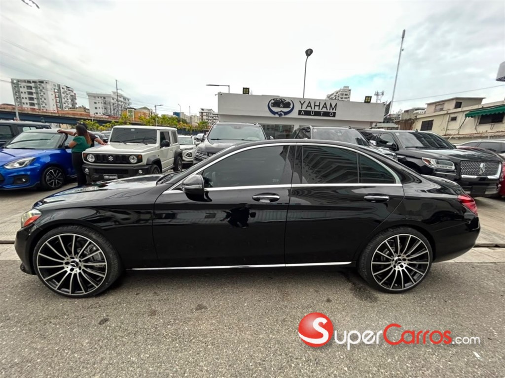 2020 Mercedes-Benz Clase C 300 — foto 4 / 12